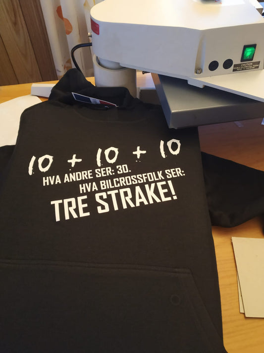 Tre Strake Hettegenser svart/hvit