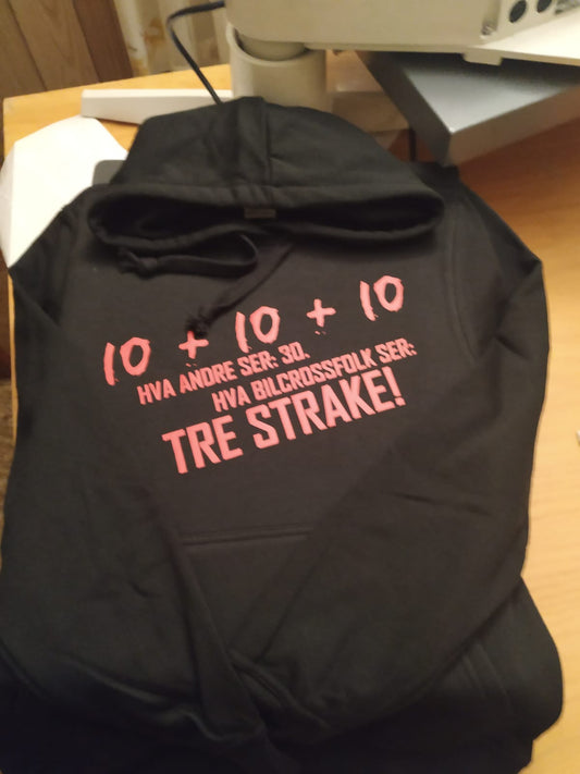 Tre Strake Hettegenser svart/rød