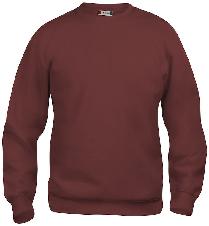 En rundhalset genser i fargen burgunder